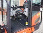 Mini pelle Kubota KX 016-4 diesel 1.62T – cabine chauffée – Image 11