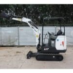 Mini-pelle Bobcat E17 diesel 1,7 t - travaux compacts
