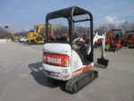 Mini-pelle Bobcat 320 diesel 1,5 t pour travaux compacts – Image 15