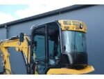 Mini pelle Caterpillar 302.7 CR diesel – 3 godets – Image 5