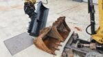 Mini pelle Caterpillar 302.2D diesel 2.1T – 4 godets – Image 7